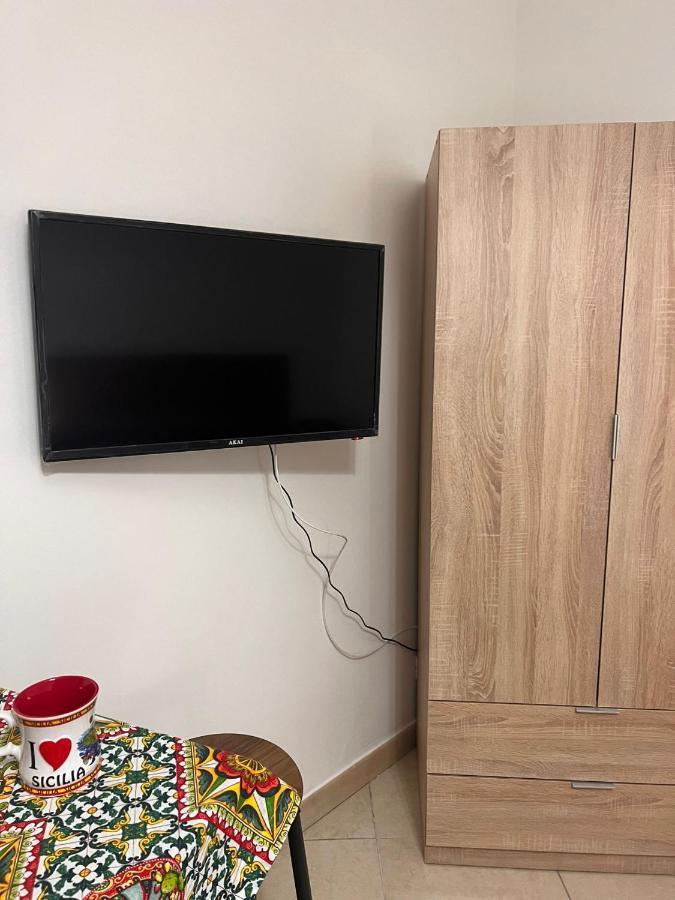 L'Angolo Delle Nuove Appartement Palermo Buitenkant foto